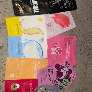 GLAMGLOW Black and Silver Skincare Mask